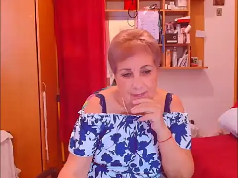 Snapshot of Victoria5643 chatting on October 24, 2025, 1:18 pm Victoria5643 online show from October 24, 2025, 1:18 pm