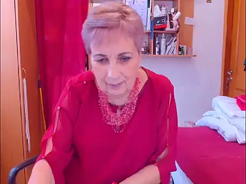 Snapshot of Victoria5643 chatting on November 9, 2025, 10:57 am Victoria5643 online show from November 9, 2025, 10:57 am