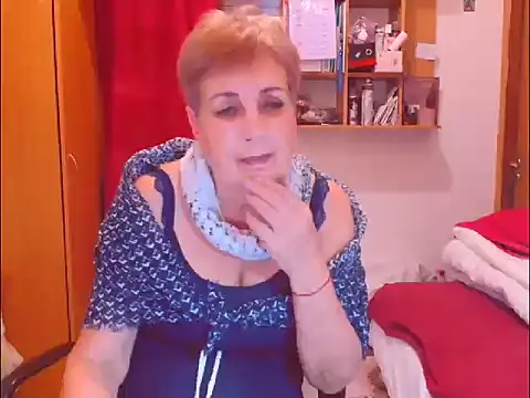 Snapshot of Victoria5643 chatting on December 2, 2025, 6:36 pm Victoria5643 online show from December 2, 2025, 6:36 pm