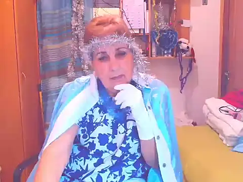 Snapshot of Victoria5643 chatting on January 7, 2026, 8:33 pm Victoria5643 online show from January 7, 2026, 8:33 pm