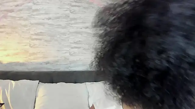 Anneth  M online show from October 15, 2025, 7:36 pm