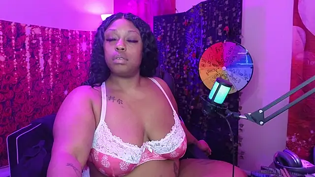 Snapshot of cheriserozequeen chatting on February 11, 2026, 4:50 am cheriserozequeen online show from February 11, 2026, 4:50 am