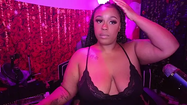 Snapshot of cheriserozequeen chatting on May 16, 2026, 12:29 am cheriserozequeen online show from May 16, 2026, 12:29 am