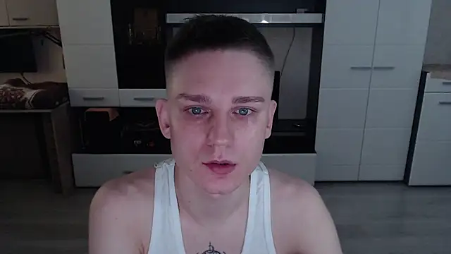 angryzan online show from October 20, 2025, 4:46 am