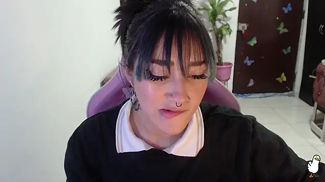 Snapshot of littleangel1_m chatting on November 14, 2025, 9:24 pm littleangel1 m online show from November 14, 2025, 9:24 pm