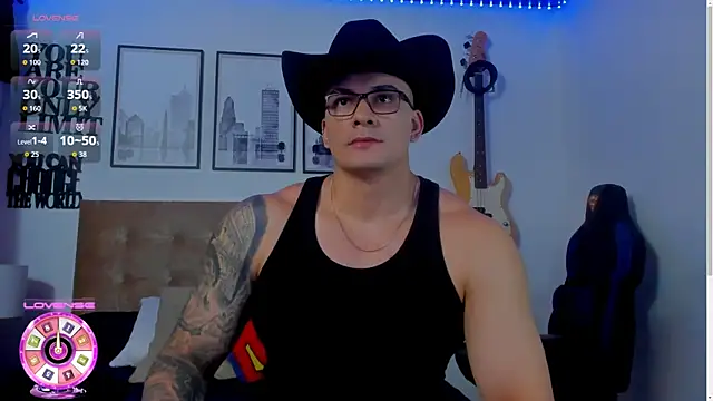 seancarreraa online show from November 16, 2025, 2:17 am