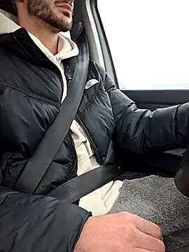 Snapshot of Zeefy chatting on February 9, 2026, 9:24 am Zeefy online show from February 9, 2026, 9:24 am