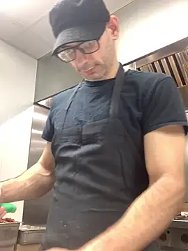 hailzeffn online show from March 15, 2026, 12:44 pm