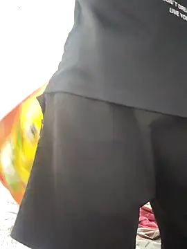 juanalge26 online show from March 26, 2026, 3:56 am