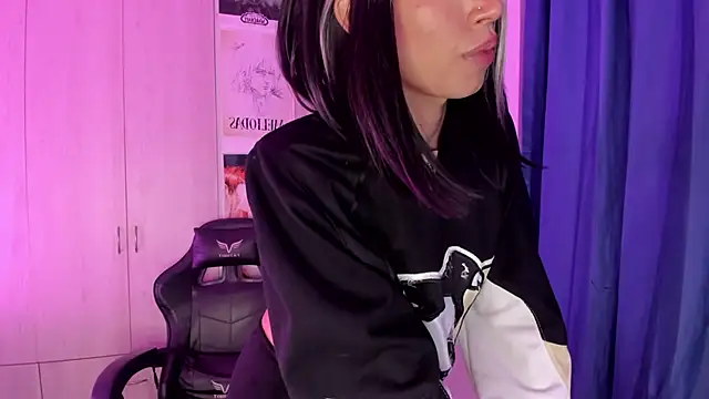 Snapshot of gennesisxx chatting on September 22, 2025, 3:52 am gennesisxx online show from September 22, 2025, 3:52 am