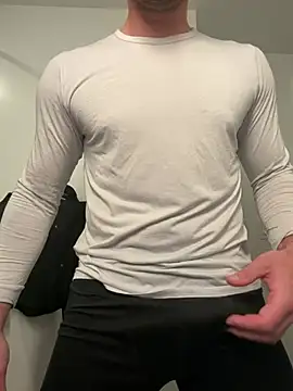 Snapshot of sweetycam chatting on March 20, 2026, 8:25 pm sweetycam online show from March 20, 2026, 8:25 pm