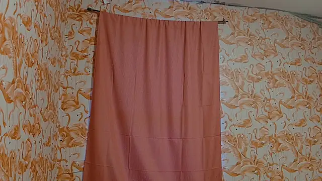 Snapshot of strawberrysmoothie chatting on February 15, 2026, 9:44 pm strawberrysmoothie online show from February 15, 2026, 9:44 pm