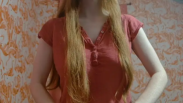 Snapshot of strawberrysmoothie chatting on March 2, 2026, 2:36 am strawberrysmoothie online show from March 2, 2026, 2:36 am