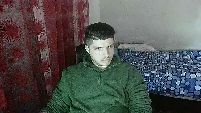 Snapshot of BoiWhore chatting on January 3, 2025, 11:25 am BoiWhore online show from January 3, 2025, 11:25 am