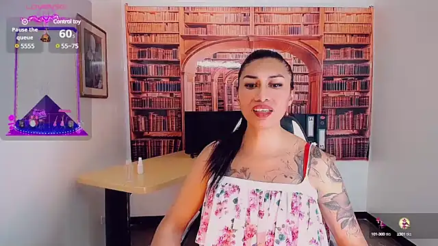 Snapshot of khiara_moretti chatting on February 5, 2025, 10:55 pm khiara moretti online show from February 5, 2025, 10:55 pm
