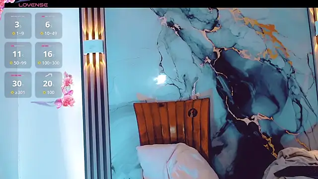 Snapshot of khiara_moretti chatting on December 20, 2025, 11:39 am khiara moretti online show from December 20, 2025, 11:39 am