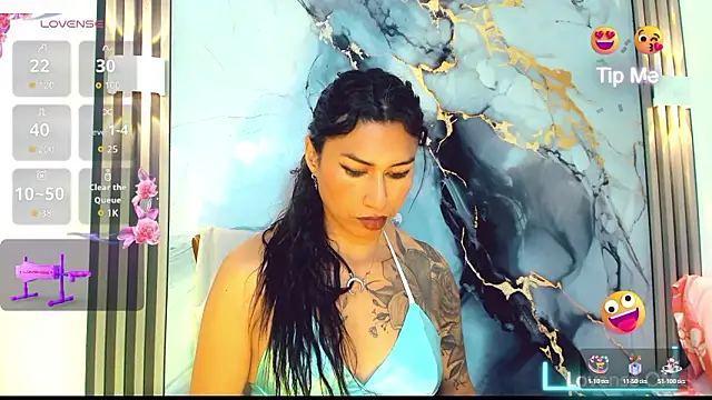 Snapshot of khiara_moretti chatting on January 15, 2026, 11:26 am khiara moretti online show from January 15, 2026, 11:26 am