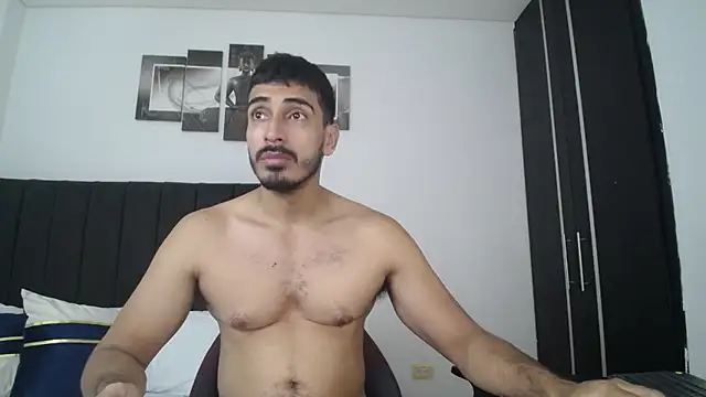 Snapshot of muscle_ares chatting on January 26, 2025, 12:22 pm muscle ares online show from January 26, 2025, 12:22 pm