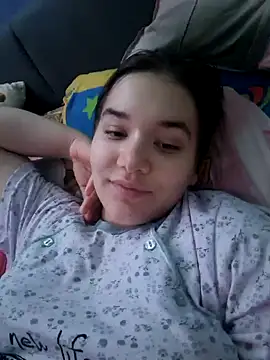 LunaGrey21 online show from January 8, 2025, 3:17 pm