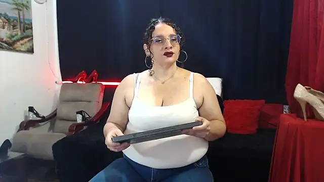 Aleja Gonzales online show from February 24, 2026, 4:49 pm