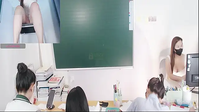 Snapshot of _Math_ chatting on July 15, 2026, 2:39 am Math online show from July 15, 2026, 2:39 am