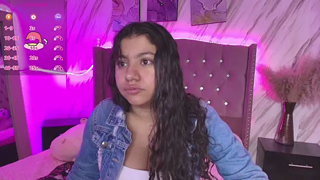 Miaa Smiith1 online show from December 7, 2024, 11:29 am