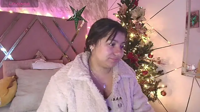 Miaa Smiith1 online show from December 27, 2024, 11:39 am