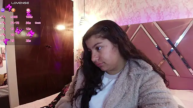 Miaa Smiith1 online show from March 3, 2025, 12:16 pm