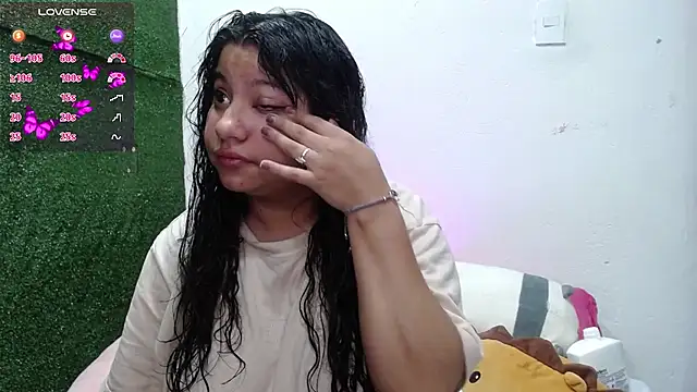 Snapshot of Miaa_Smiith1 chatting on November 7, 2025, 10:04 am Miaa Smiith1 online show from November 7, 2025, 10:04 am