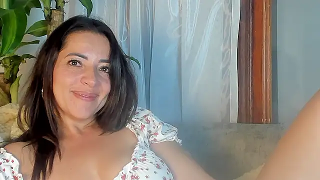 Snapshot of Capriijonesxxx chatting on December 7, 2024, 3:47 am Capriijonesxxx online show from December 7, 2024, 3:47 am