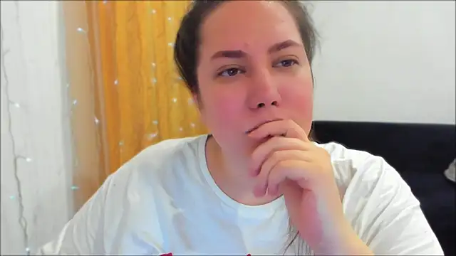 Snapshot of _madalexa_ chatting on April 19, 2026, 4:17 pm madalexa online show from April 19, 2026, 4:17 pm