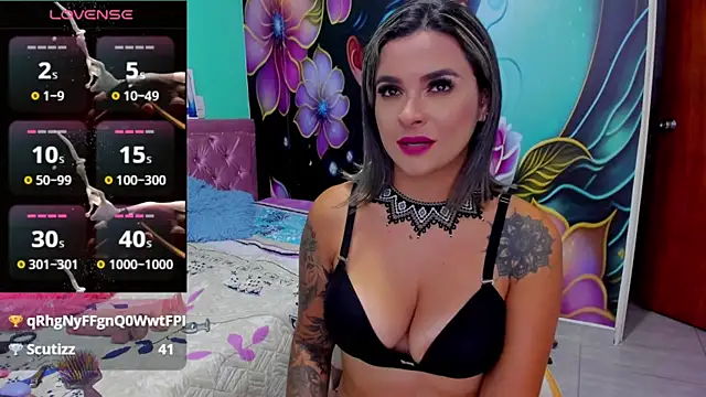 Snapshot of mia_bigtits17 chatting on March 14, 2025, 2:20 am mia bigtits17 online show from March 14, 2025, 2:20 am