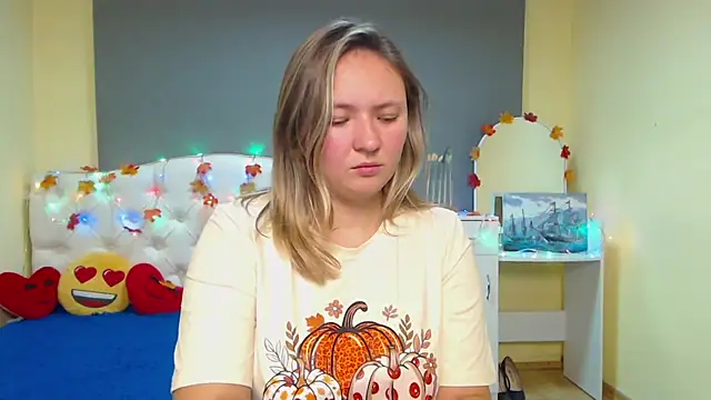 Snapshot of SallyVerda chatting on November 12, 2025, 7:13 pm SallyVerda online show from November 12, 2025, 7:13 pm