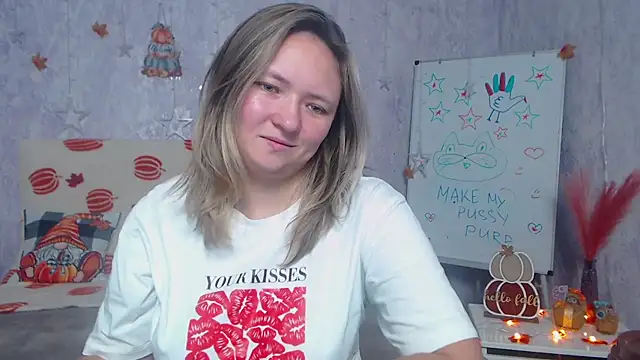 Snapshot of SallyVerda chatting on November 15, 2025, 6:26 pm SallyVerda online show from November 15, 2025, 6:26 pm