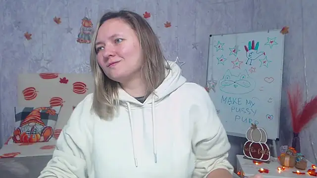 Snapshot of SallyVerda chatting on November 21, 2025, 6:50 pm SallyVerda online show from November 21, 2025, 6:50 pm