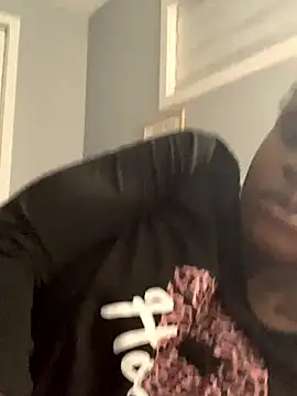 ninaperry777 online show from October 26, 2025, 9:26 am