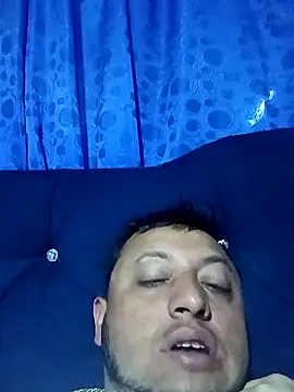 BatiBattman69 online show from March 12, 2025, 2:34 pm