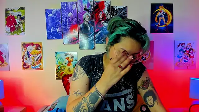 lucky-leah online show from January 31, 2025, 3:09 am