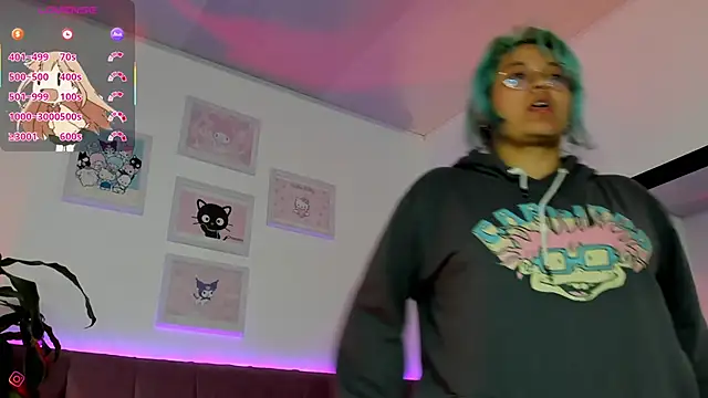 lucky-leah online show from March 13, 2025, 3:33 am