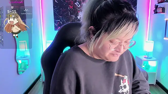 lucky-leah online show from September 11, 2025, 4:01 am