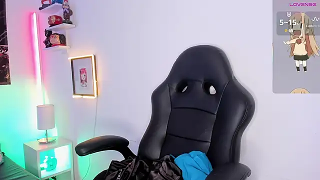 lucky-leah online show from September 14, 2025, 3:49 am