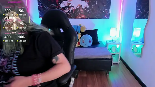 lucky-leah online show from October 17, 2025, 3:42 am