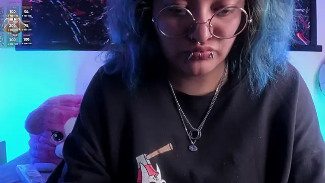 lucky-leah online show from July 8, 2026, 3:22 am