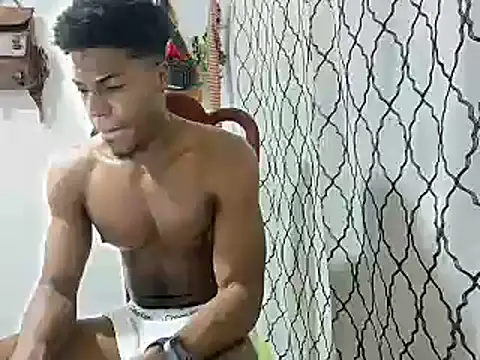 Snapshot of andrews2399 chatting on January 12, 2025, 1:21 am andrews2399 online show from January 12, 2025, 1:21 am