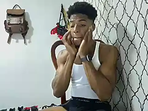 Snapshot of andrews2399 chatting on January 15, 2025, 2:17 am andrews2399 online show from January 15, 2025, 2:17 am