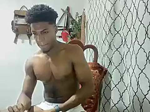 Snapshot of andrews2399 chatting on January 24, 2025, 2:39 am andrews2399 online show from January 24, 2025, 2:39 am