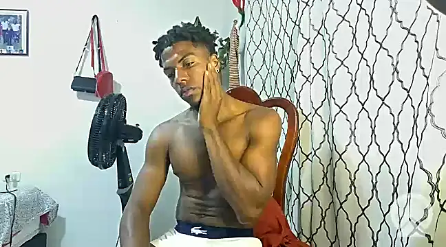 Snapshot of andrews2399 chatting on February 7, 2025, 9:26 pm andrews2399 online show from February 7, 2025, 9:26 pm