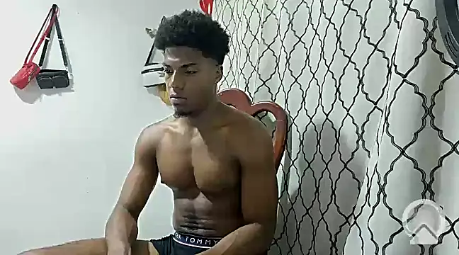 Snapshot of andrews2399 chatting on February 12, 2025, 2:14 am andrews2399 online show from February 12, 2025, 2:14 am