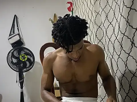 Snapshot of andrews2399 chatting on September 22, 2025, 1:51 am andrews2399 online show from September 22, 2025, 1:51 am