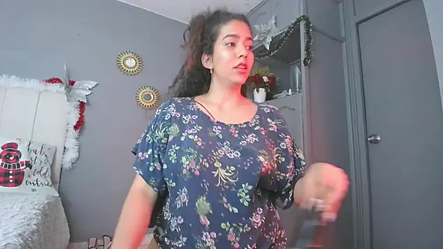 Snapshot of arteverena chatting on December 31, 2024, 3:01 am arteverena online show from December 31, 2024, 3:01 am